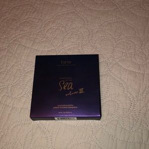 Tarte eyeshadow palette *NEVER USED*
